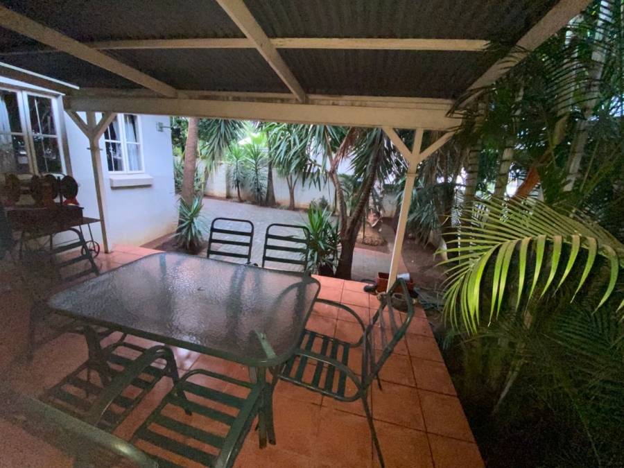 2 Bedroom Property for Sale in Waterval East North West
